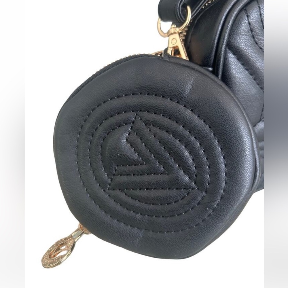 🖤 NWT Valentino Orlandi Black Quilted Crossbody & Camera Bag  + Change Purse🖤 - Picture 5 of 9